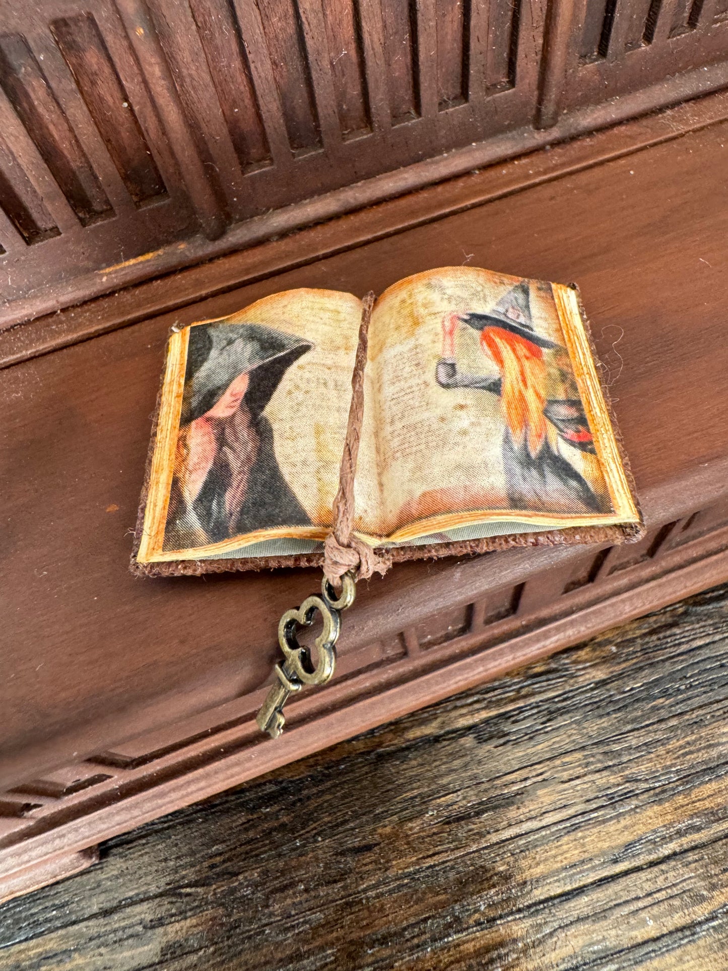 Hooded Witch with Blond Witch Open Book - 1:12 Scale