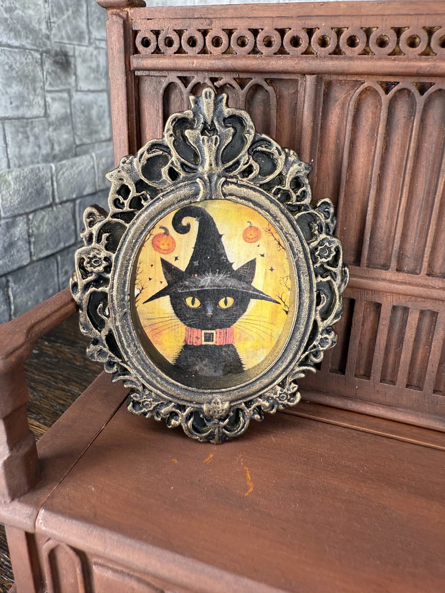 Black Cat Oval Framed Printed Art - 1:12 Scale