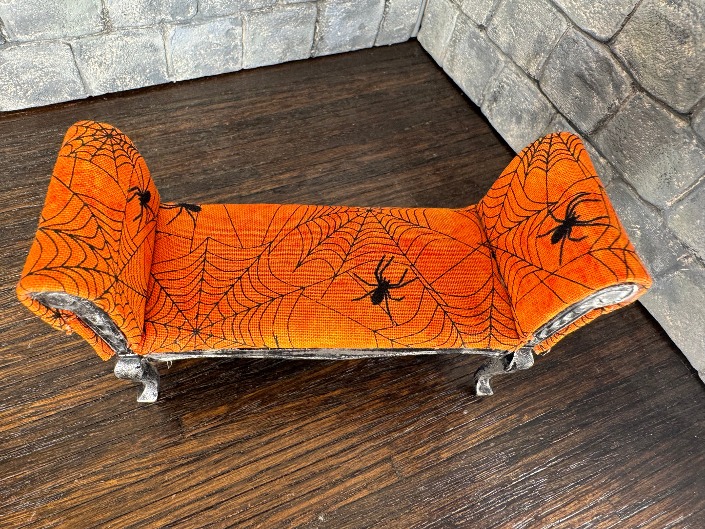 Cobwebs and Spiders on Orange Bench - 1:12 Scale