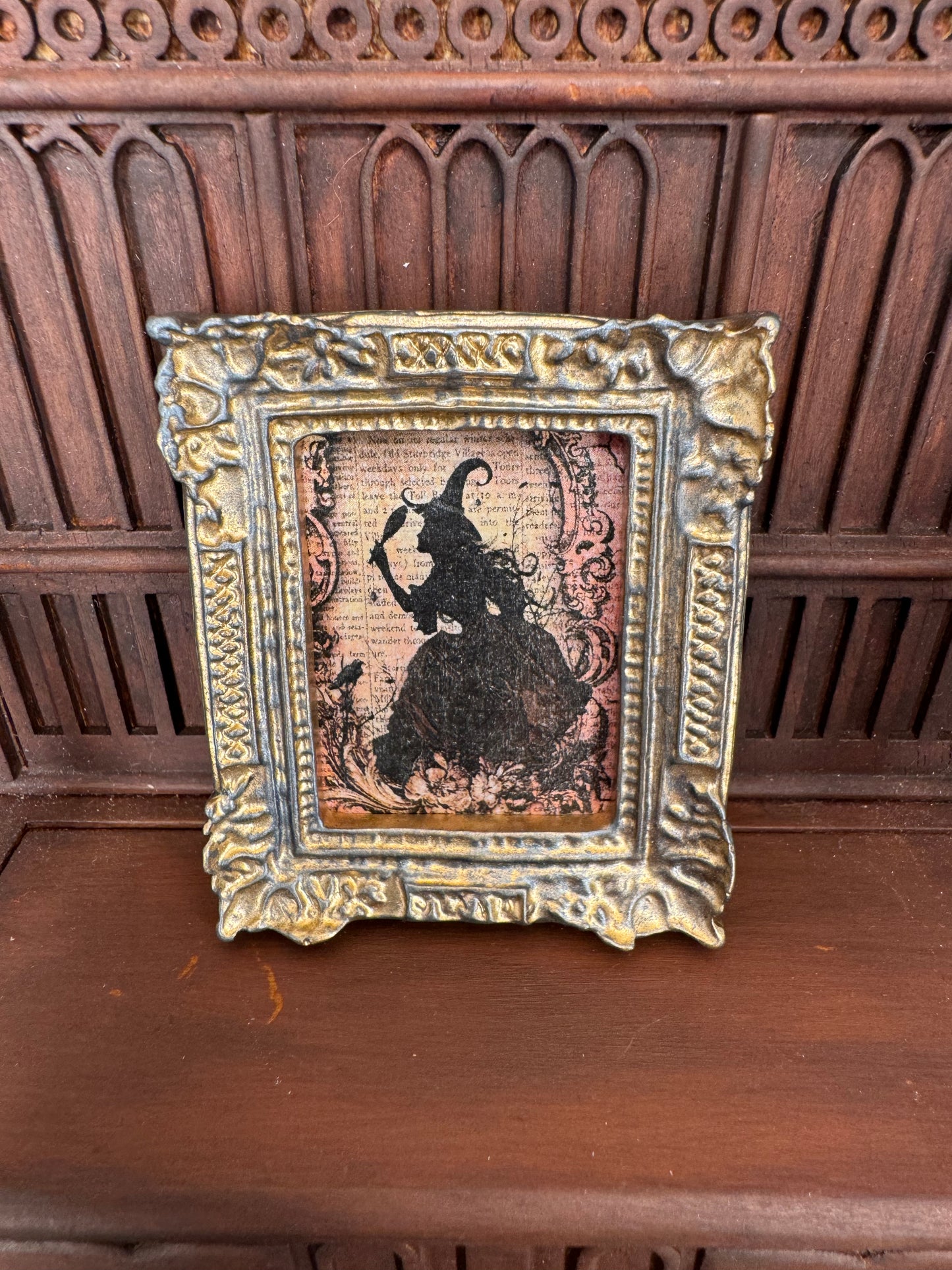 Silhouette Witch with Hand Mirror and Raven Framed Printed Art - 1:12 Scale